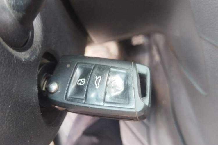 Used Volkswagen Golf 2015 1.4TSI Automatic Comfort Model Vehicle Key