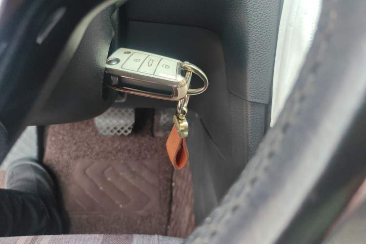 Used Volkswagen Golf 2015 1.6L Automatic Comfort Model Vehicle Key