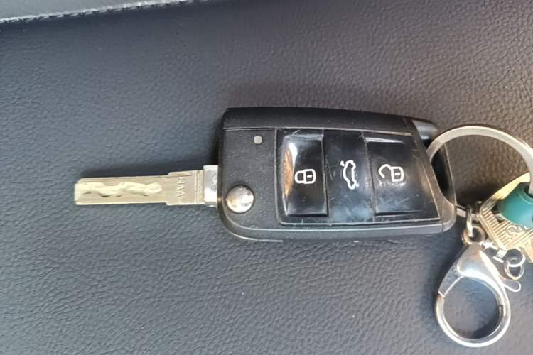 Used Volkswagen Golf 2015 1.4TSI Automatic Comfort Model Vehicle Key