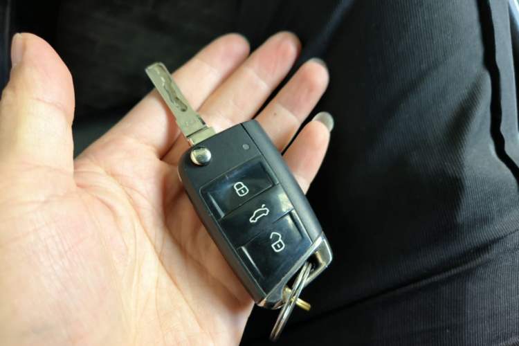 Used Volkswagen Golf 2015 1.6L Automatic Comfort Model Vehicle Key