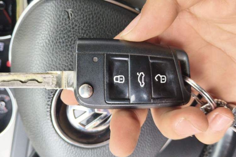 Used Volkswagen Golf 2015 1.6L Automatic Comfort Model Vehicle Key