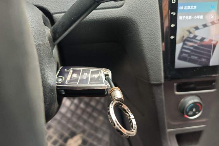 Used Volkswagen Golf 2015 1.6L Manual Fashion Edition Vehicle Key