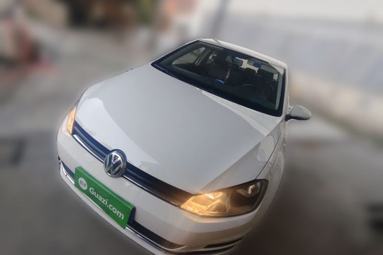 Used Volkswagen Golf 2015 1.6L Automatic Fashion Model Guazi used car, China used car export, Used car for sale, Used  cars, Cheapest cars for sale