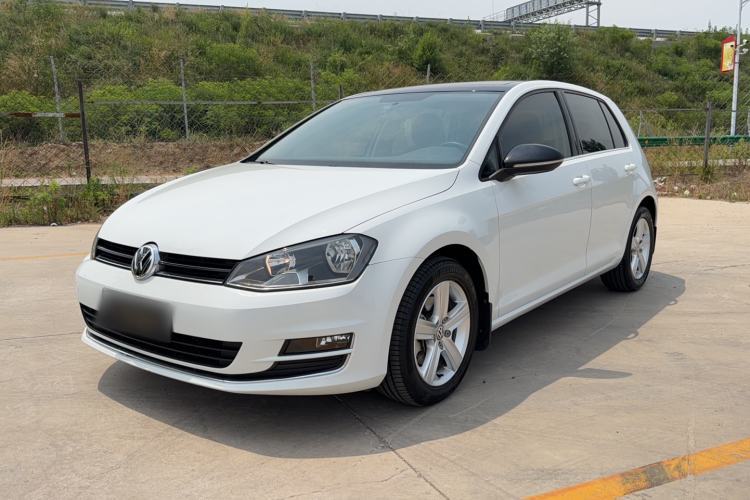 Used Volkswagen Golf 2015 1.6L Automatic Comfort Model Guazi used car, China used car export, Used car for sale, Used cars, Cheapest cars for sale