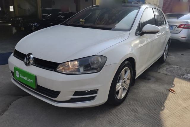 Ojetý Volkswagen Golf 2015 1.4TSI Automatic Comfort Model