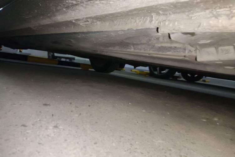 Used Volkswagen Golf 2015 1.6L Automatic Comfort Model Chassis Front Right