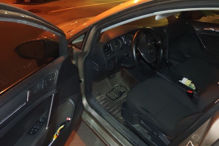 Used Volkswagen Golf 2015 1.6L Automatic Comfort Model Driver Seat
