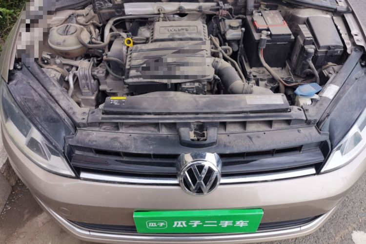 Used Volkswagen Golf 2015 1.6L Automatic Fashion Model Engine Bay