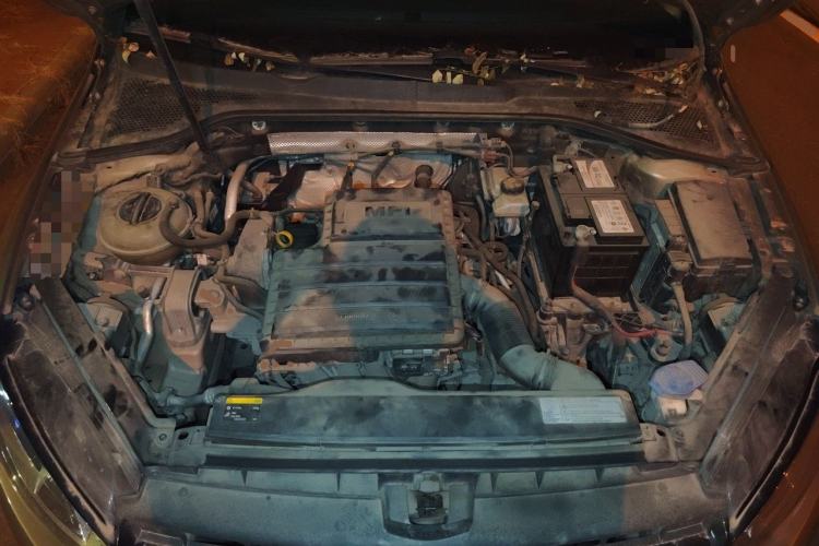 Used Volkswagen Golf 2015 1.6L Automatic Comfort Model Engine Bay