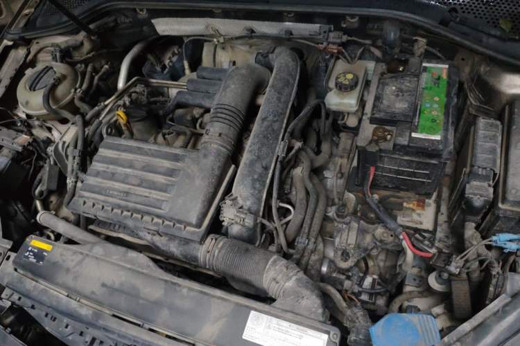 Used Volkswagen Golf 2015 1.4TSI Automatic Comfort Model Engine Bay