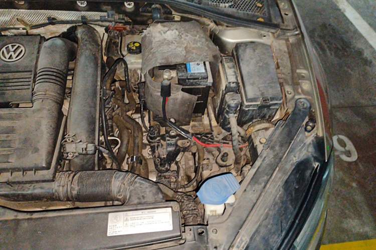 Used Volkswagen Golf 2015 1.4TSI Automatic Comfort Model Engine Bay Left