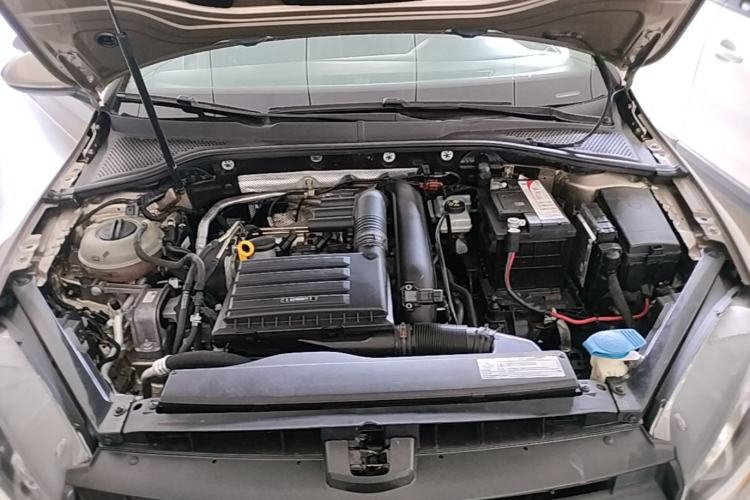 Used Volkswagen Golf 2015 1.4TSI Automatic Comfort Model Engine Bay