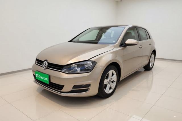 Volkswagen Golf 2015 1.4TSI Automatic Luxury Model с пробегом