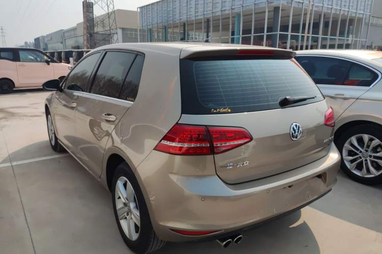 Used Volkswagen Golf 2015 1.4TSI Automatic Comfort Model Exterior 2