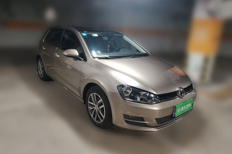 Used Volkswagen Golf 2015 1.4TSI Automatic Luxury Model Exterior 2