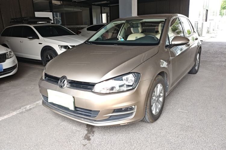 Used Volkswagen Golf 2015 1.6L Automatic Fashion Model Guazi used car, China used car export, Used car for sale, Used  cars, Cheapest cars for sale