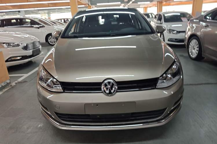 Used Volkswagen Golf 2015 1.4TSI Automatic Comfort Model Front