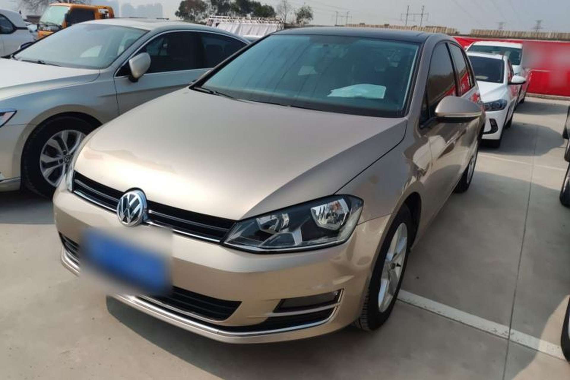 Used Volkswagen Golf 2015 1.4TSI Automatic Comfort Model Front Left 45 Deg