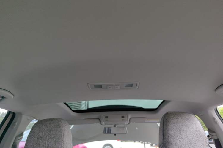 Used Volkswagen Golf 2015 1.6L Automatic Comfort Model Headliner