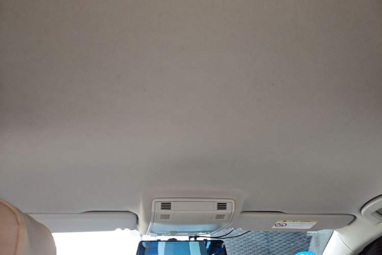 Used Volkswagen Golf 2015 1.6L Automatic Fashion Model Headliner