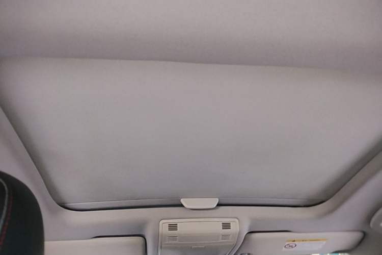 Used Volkswagen Golf 2015 1.4TSI Automatic Comfort Model Headliner