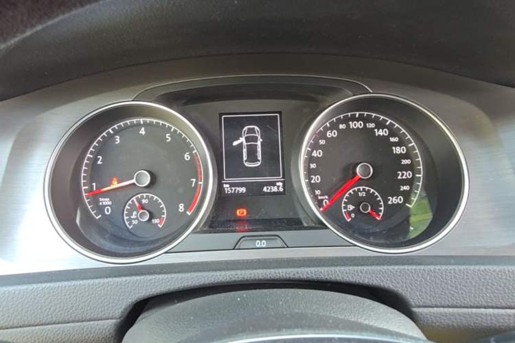 Used Volkswagen Golf 2015 1.6L Automatic Comfort Model Instrument Cluster