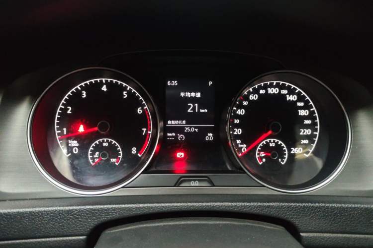 Used Volkswagen Golf 2015 1.4TSI Automatic Comfort Model Instrument Cluster