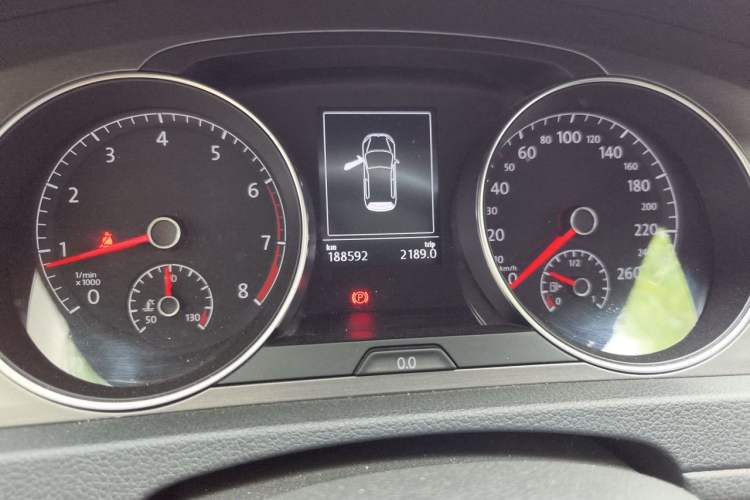 Used Volkswagen Golf 2015 1.4TSI Automatic Comfort Model Instrument Cluster