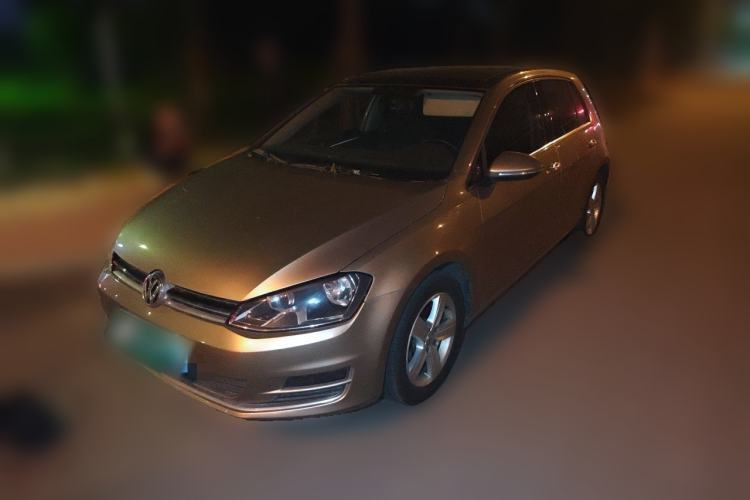 Ojetý Volkswagen Golf 2015 1.6L Automatic Comfort Model Guazi used car, China used car export, Used car for sale, Used  cars, Cheapest cars for sale