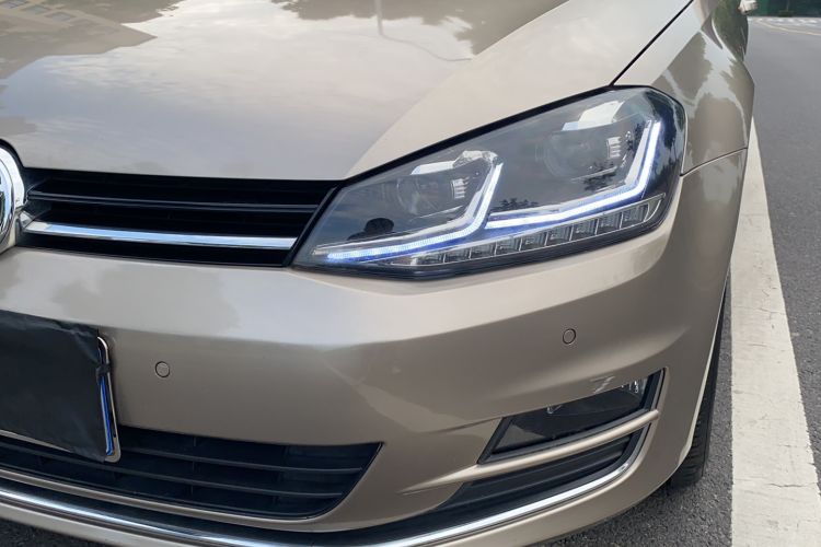 Used Volkswagen Golf 2015 1.4TSI Automatic Luxury Model Left Front Headlight