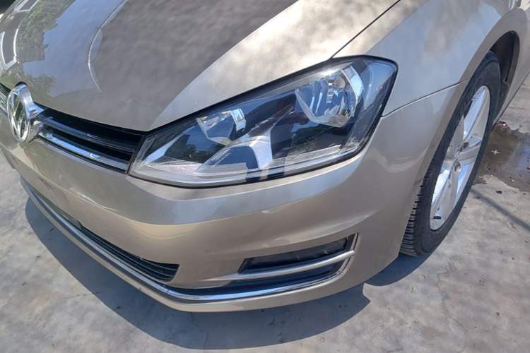Used Volkswagen Golf 2015 1.4TSI Automatic Comfort Model Left Front Headlight