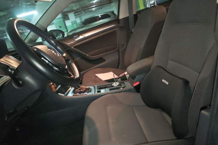 Used Volkswagen Golf 2015 1.4TSI Automatic Comfort Model Left Front Seat