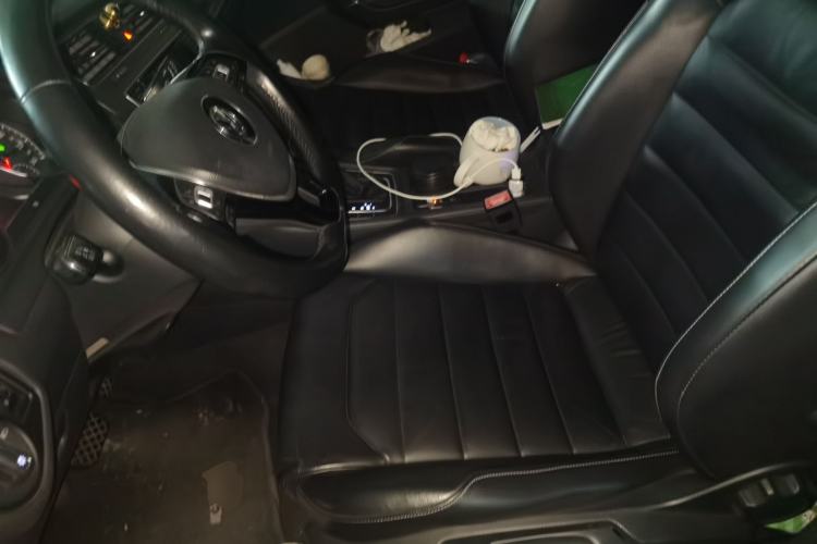 Used Volkswagen Golf 2015 1.4TSI Automatic Luxury Model Left Front Seat