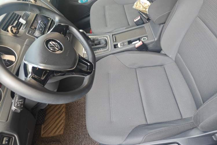 Used Volkswagen Golf 2015 1.4TSI Automatic Comfort Model Left Front Seat