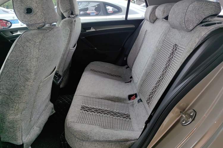 Used Volkswagen Golf 2015 1.6L Automatic Comfort Model Left Rear Seat