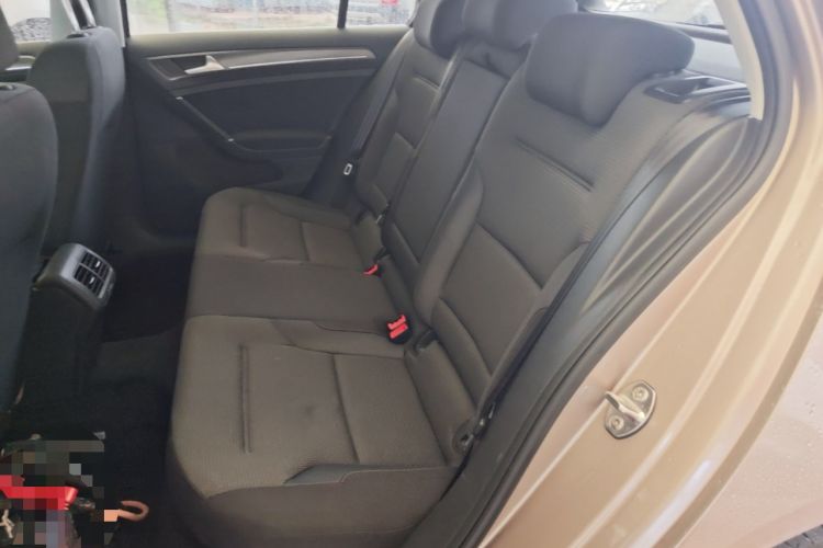 Used Volkswagen Golf 2015 1.6L Automatic Comfort Model Left Rear Seat