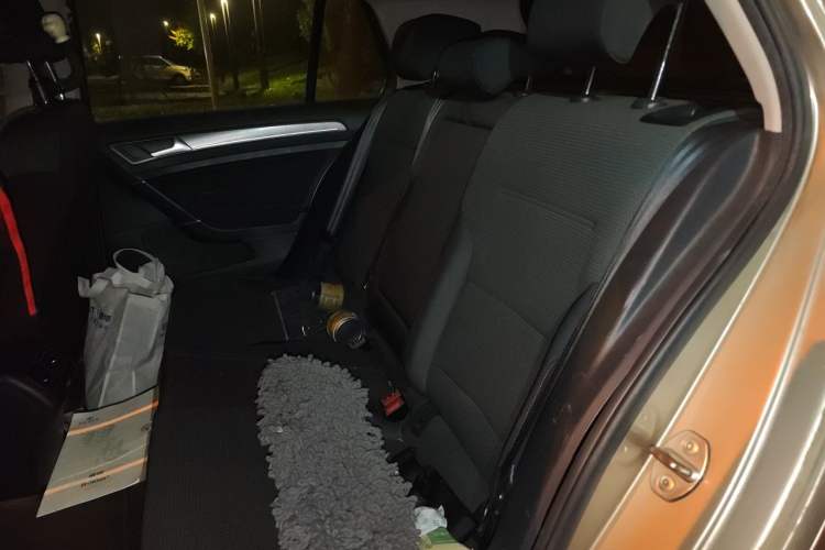 Used Volkswagen Golf 2015 1.6L Automatic Comfort Model Left Rear Seat