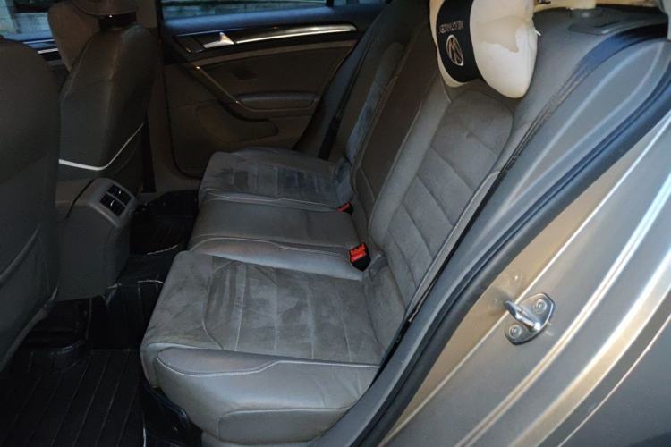 Used Volkswagen Golf 2015 1.4TSI Automatic Flagship Model Left Rear Seat