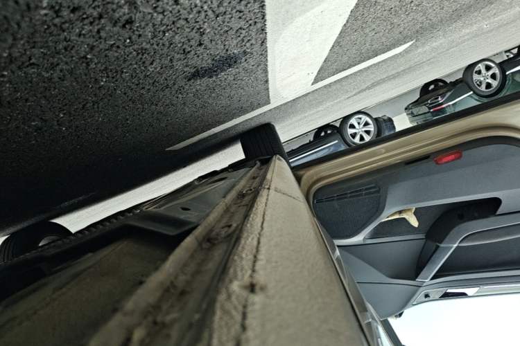 Used Volkswagen Golf 2015 1.4TSI Automatic Comfort Model Left Side Sill