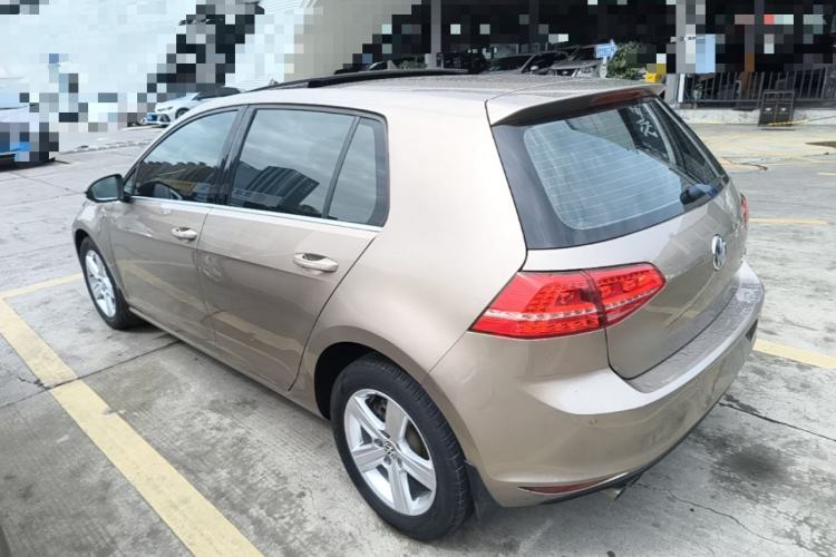 Used Volkswagen Golf 2015 1.4TSI Automatic Luxury Model Rear Left 45 Deg