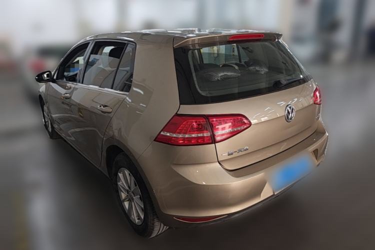Used Volkswagen Golf 2015 1.6L Manual Fashion Edition Rear Left 45 Deg