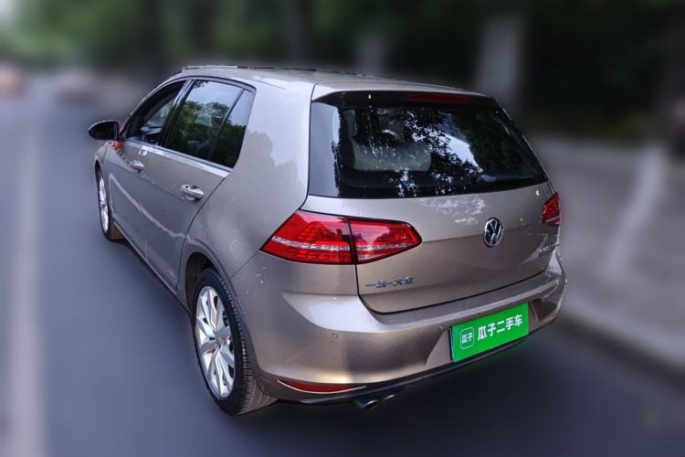 Used Volkswagen Golf 2015 1.4TSI Automatic Flagship Model Rear Left 45 Deg