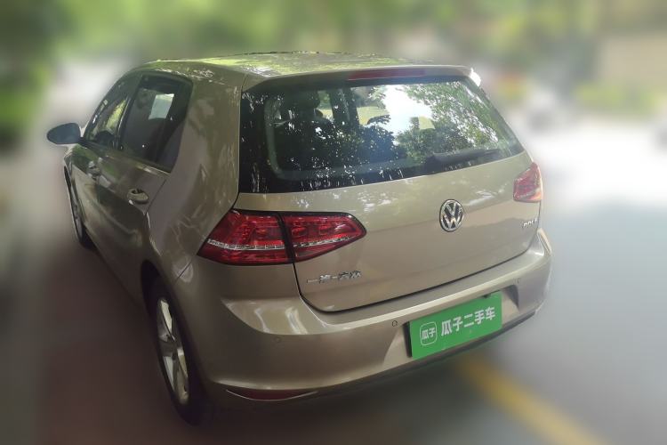 Used Volkswagen Golf 2015 1.6L Automatic Fashion Model Rear Left 45 Deg