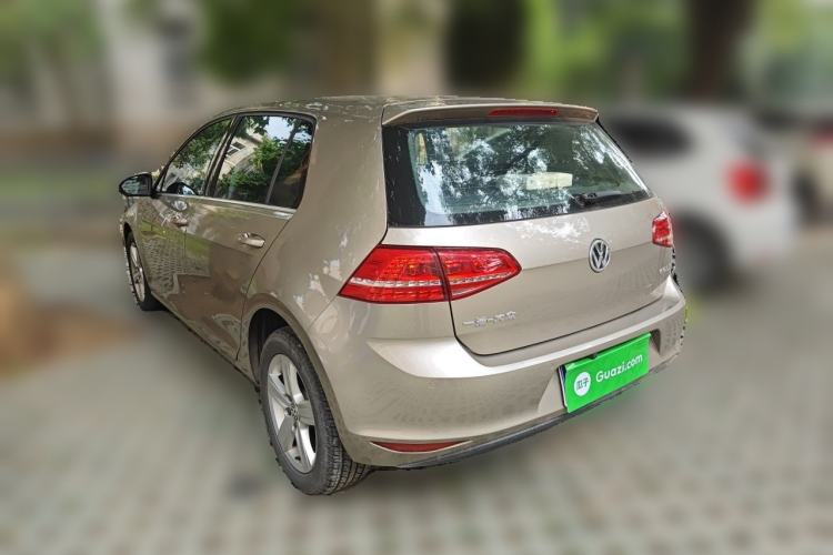Used Volkswagen Golf 2015 1.6L Automatic Comfort Model Rear Left 45 Deg