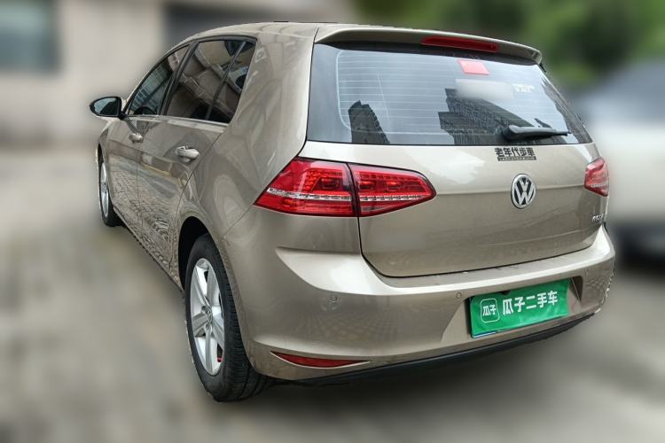 Used Volkswagen Golf 2015 1.6L Automatic Comfort Model Rear Left 45 Deg