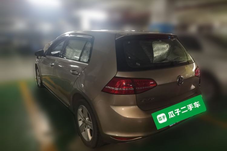 Used Volkswagen Golf 2015 1.4TSI Automatic Luxury Model Rear Left 45 Deg