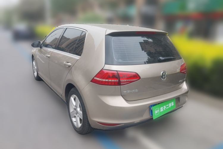 Used Volkswagen Golf 2015 1.2TSI Automatic Comfort Model Rear Left 45 Deg