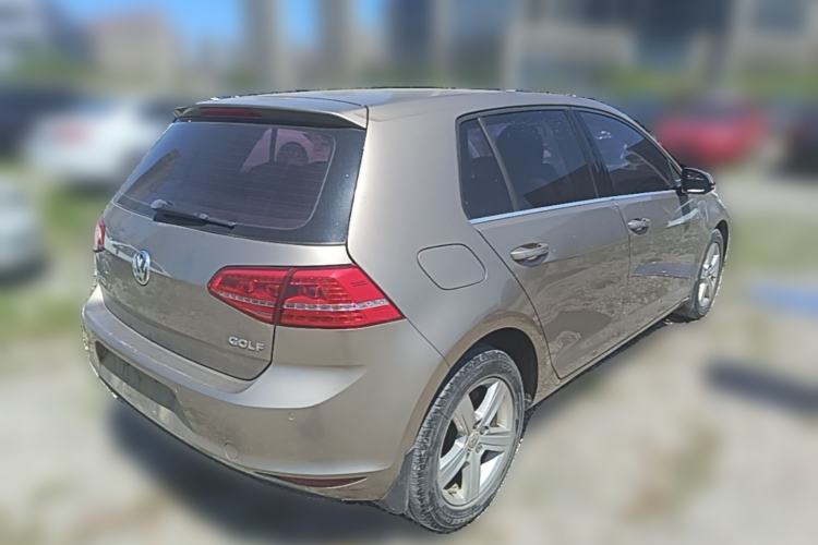 Used Volkswagen Golf 2015 1.6L Automatic Comfort Model Rear Right 45 Deg