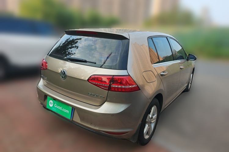 Used Volkswagen Golf 2015 1.4TSI Automatic Comfort Model Rear Right 45 Deg