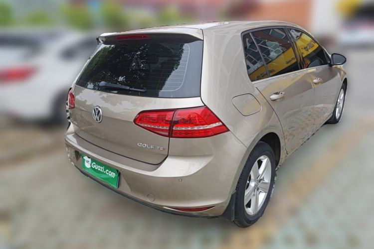Used Volkswagen Golf 2015 1.4TSI Automatic Comfort Model Rear Right 45 Deg